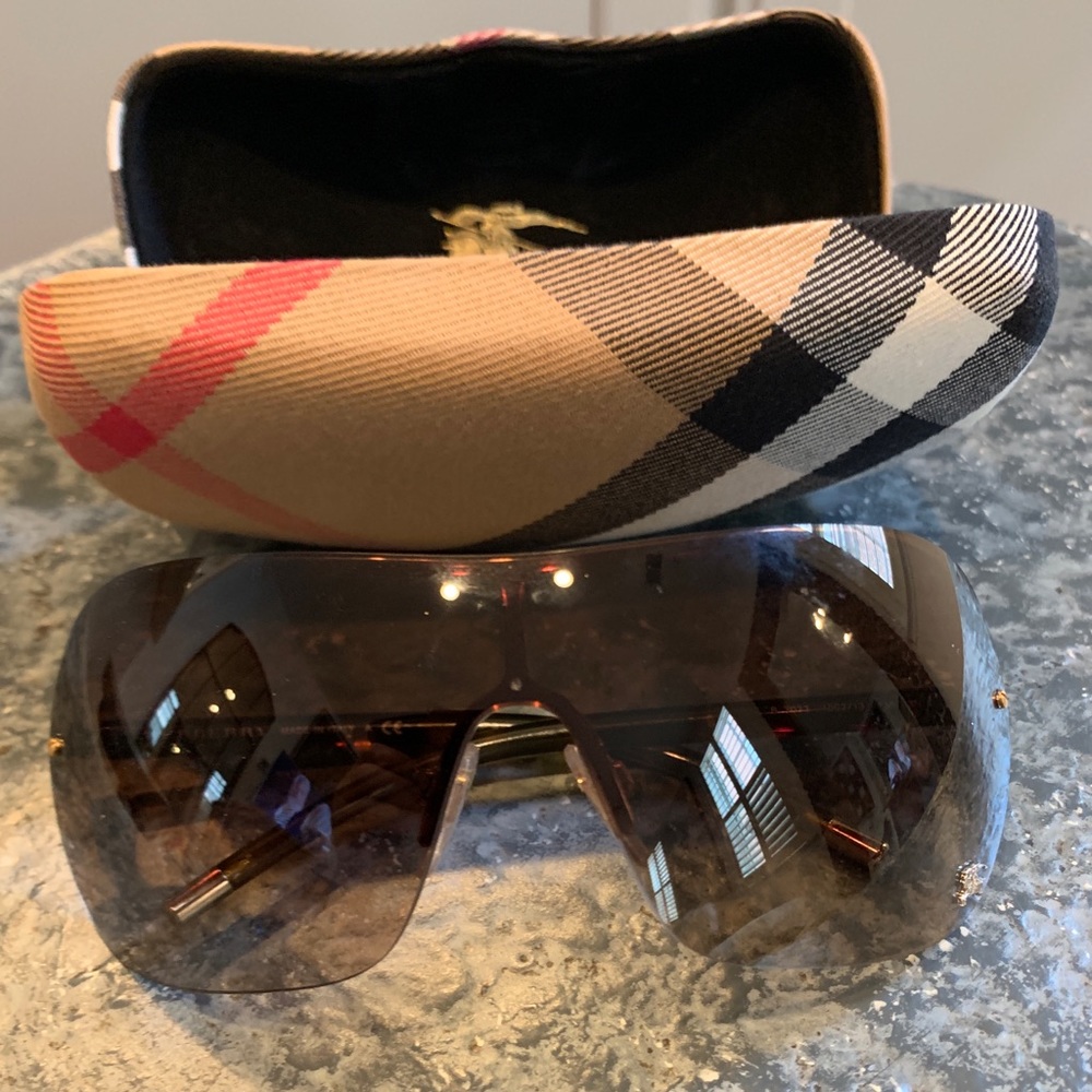 Burberry Sunglasses
